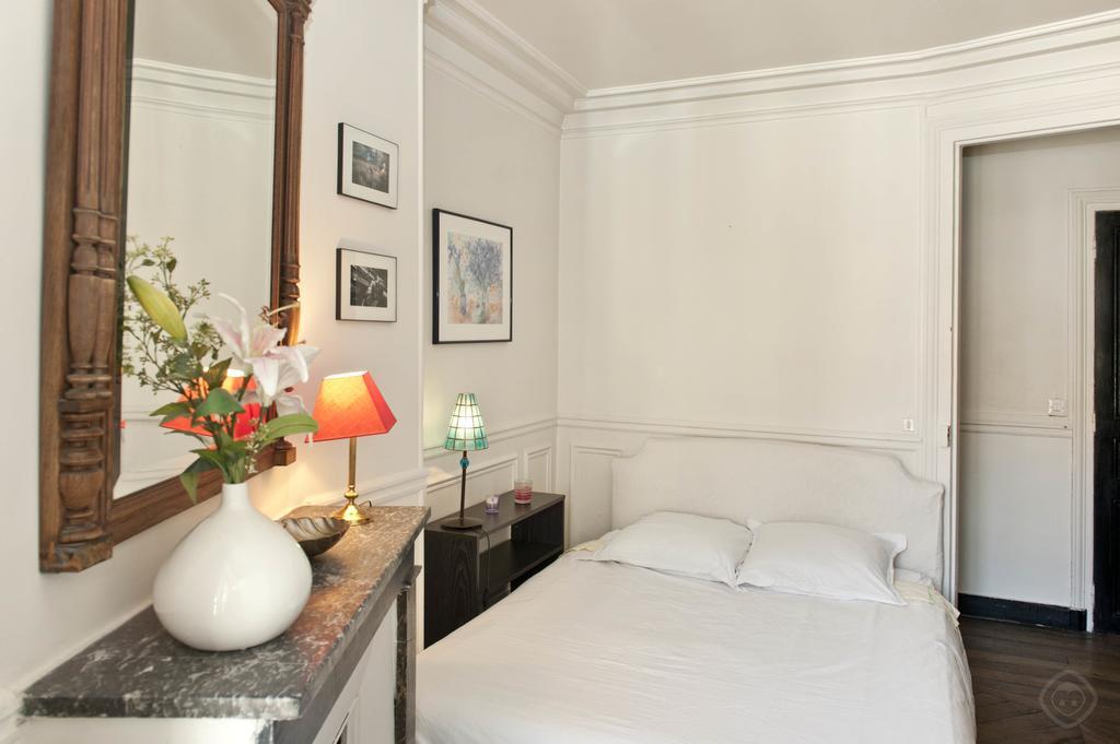 Classy St. Germain Apartment Paris Ruang foto